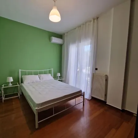 Portside Eretria (Evia)